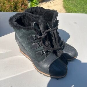 UGG Australia Black Leather Suede Shearling Lace Up Wedge Boots